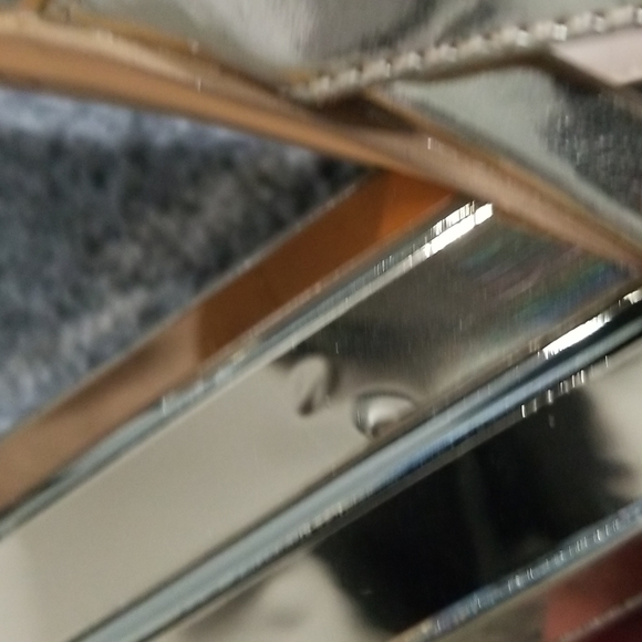 Aldo Dressed Sandals in Gold 6M - Picture 9 of 9